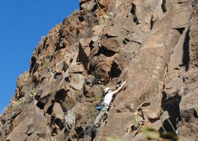 Stine in "Tuqueque" (El Rio)
